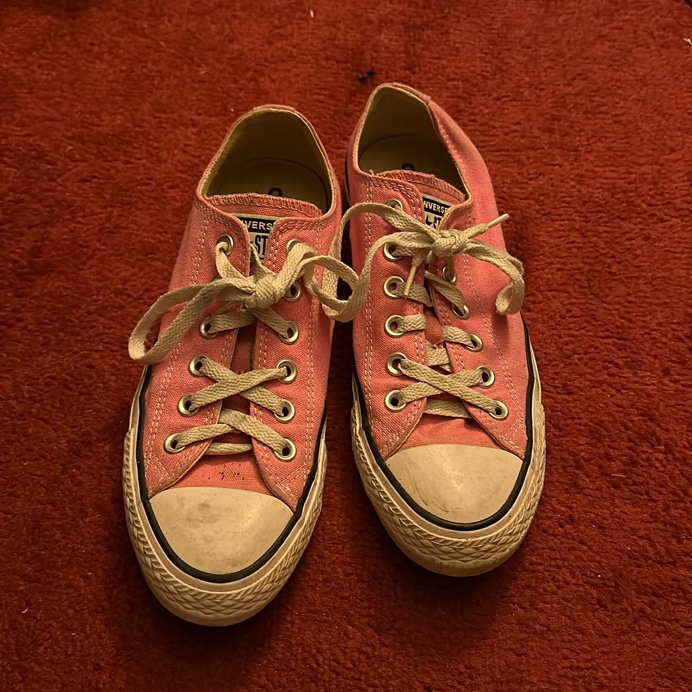 Pink converse all star